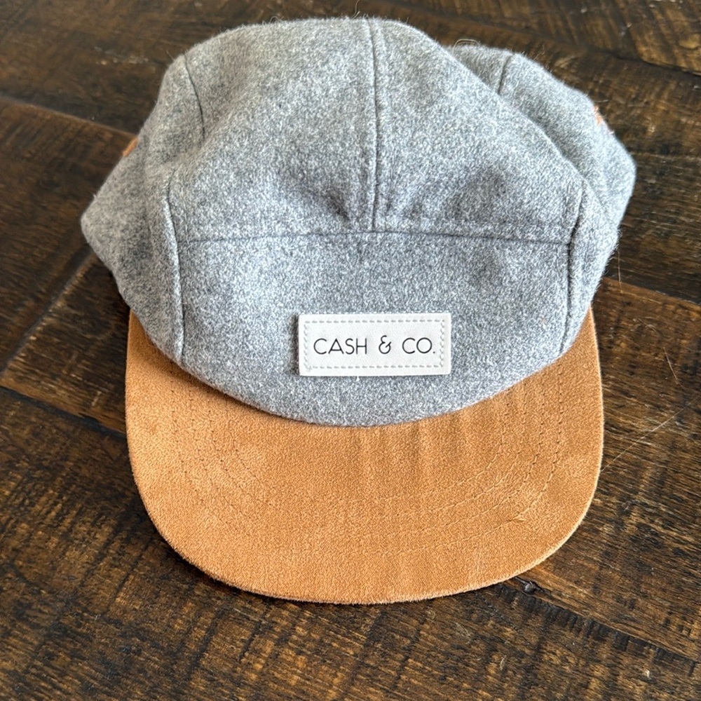 Cash & Co Gray and Tan Cap